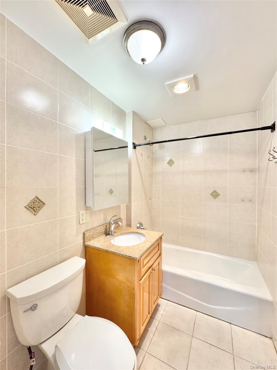 4606 88th Street, Unit Unit 2F photo 5