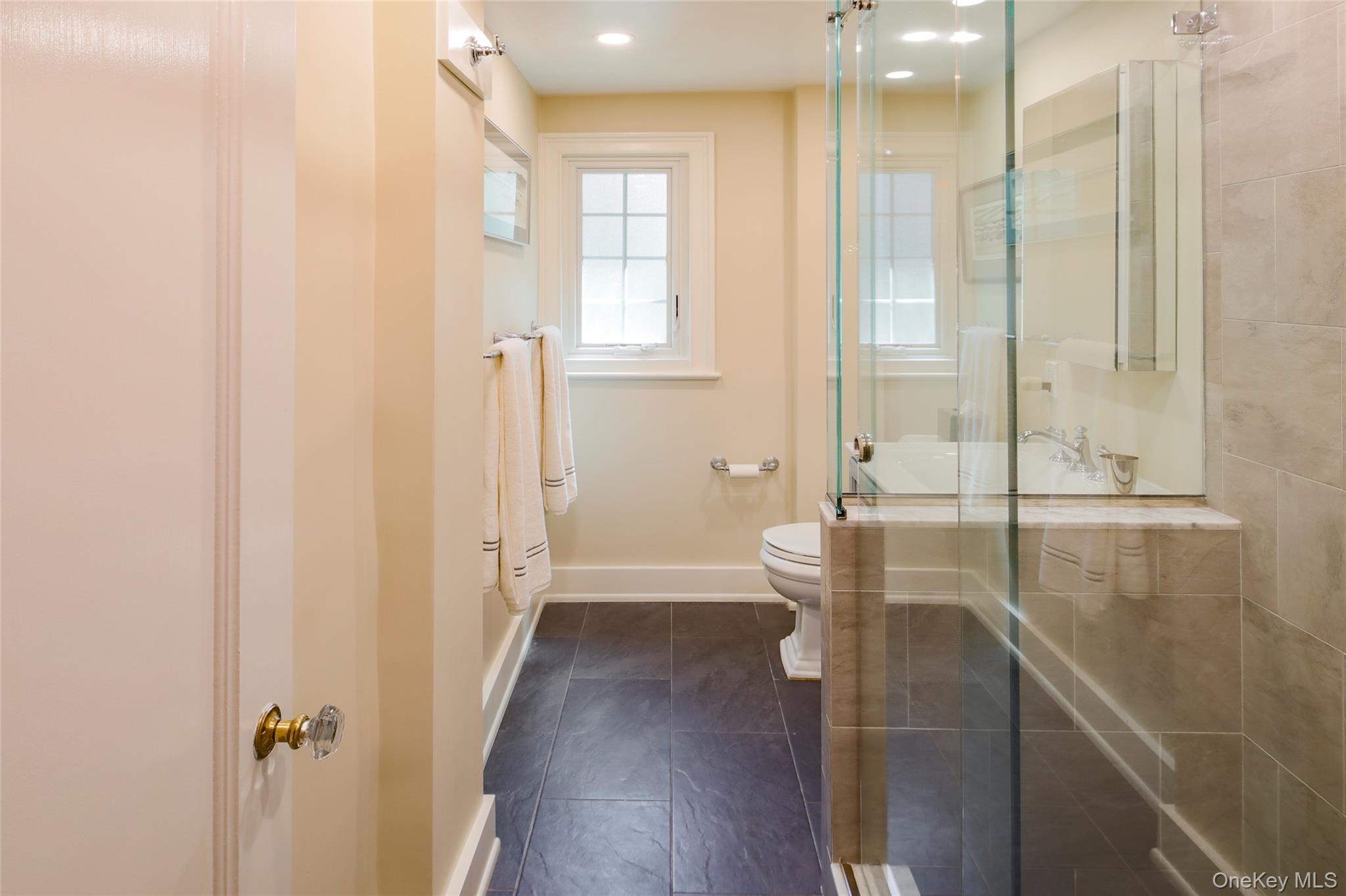 17 Beechtree Lane, Unit 2E photo 14