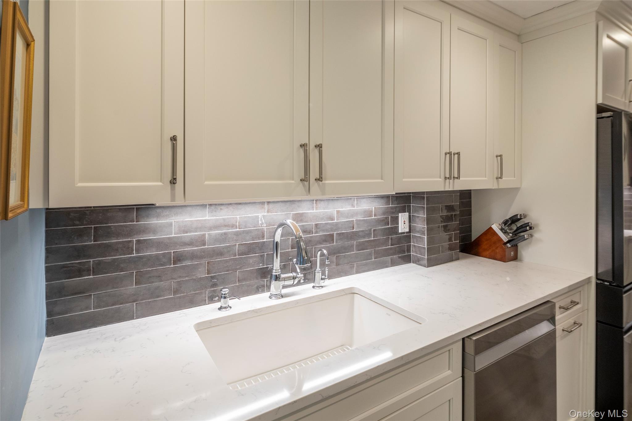 17 Beechtree Lane, Unit 2E photo 10