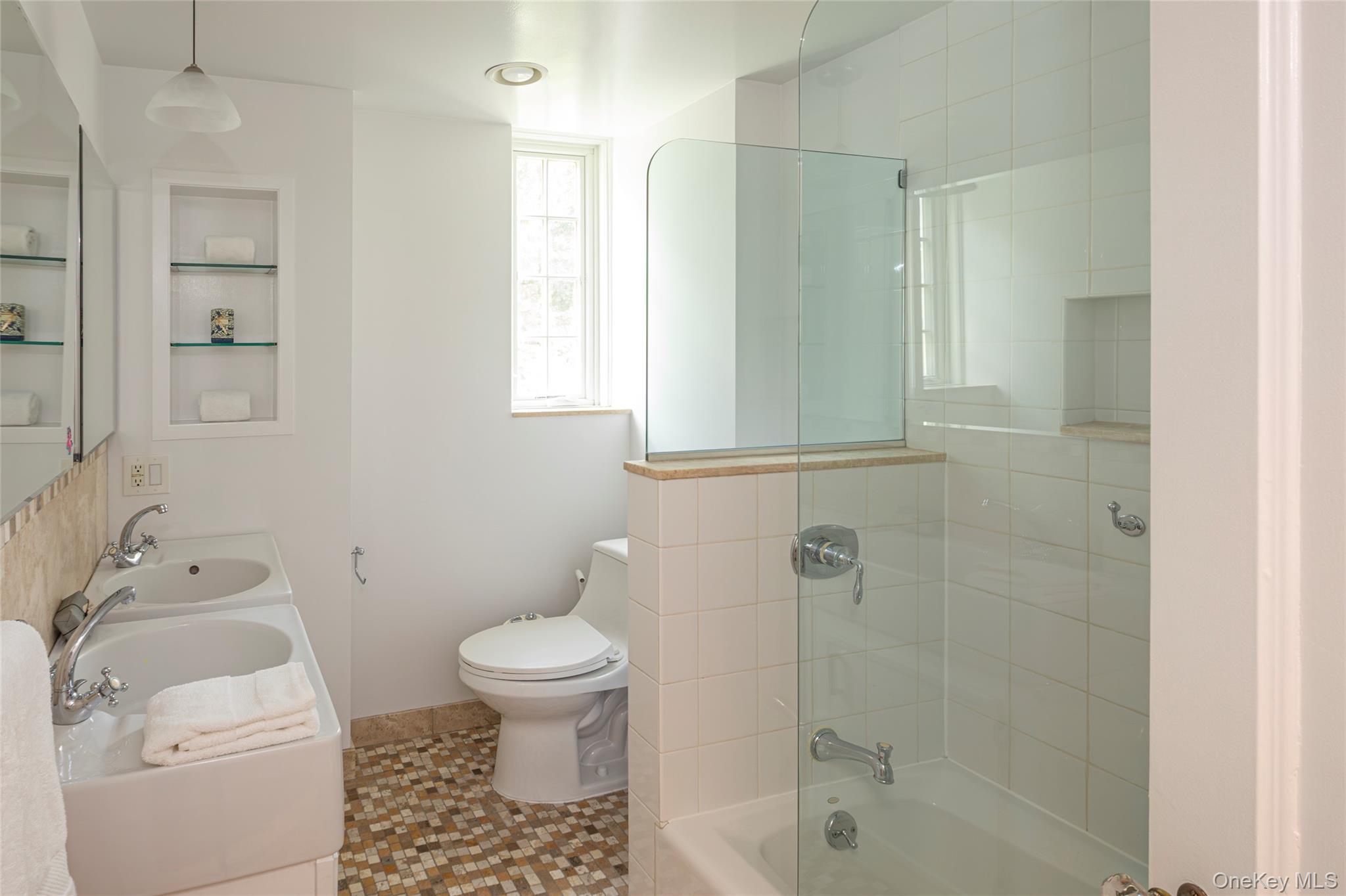 1 Rivermere, Unit 2G photo 18
