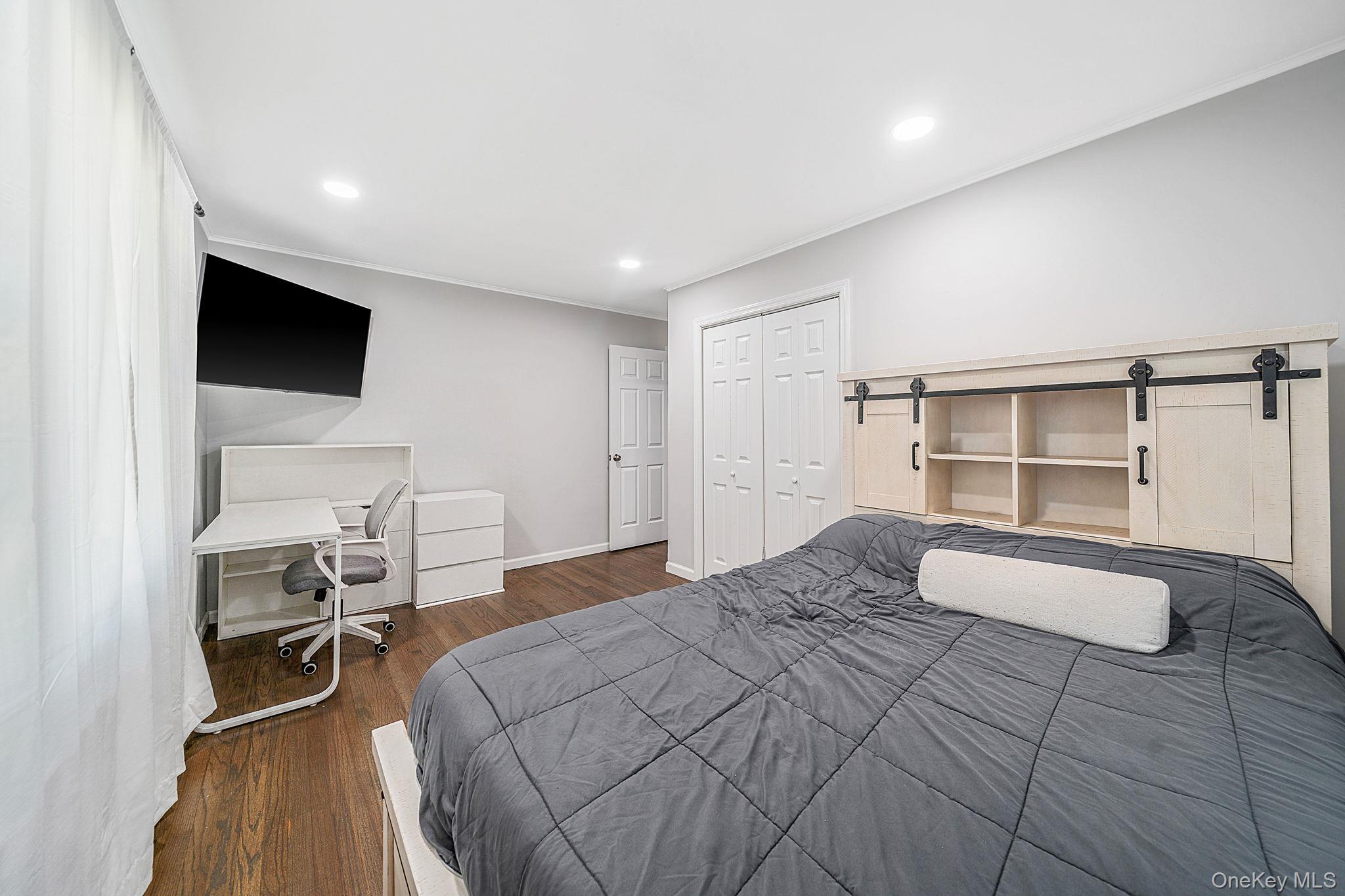 14 Pinelawn Avenue – For Sale photo 16