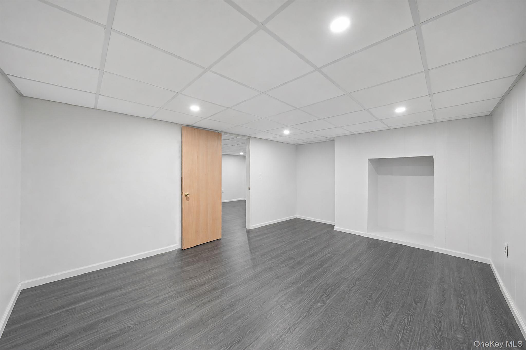 14 Pinelawn Avenue – For Sale photo 21