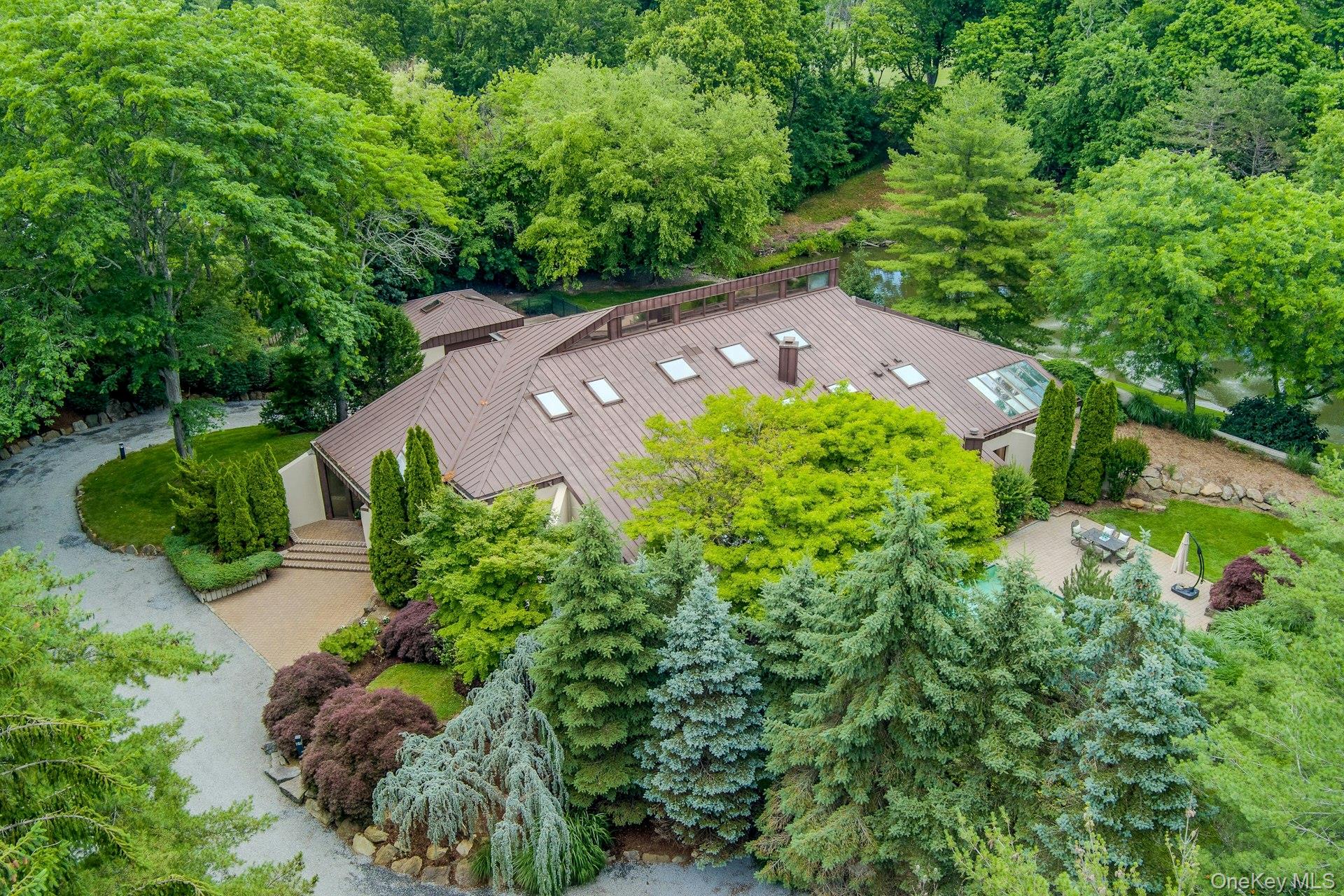 41 Murray Hill Road – For Sale