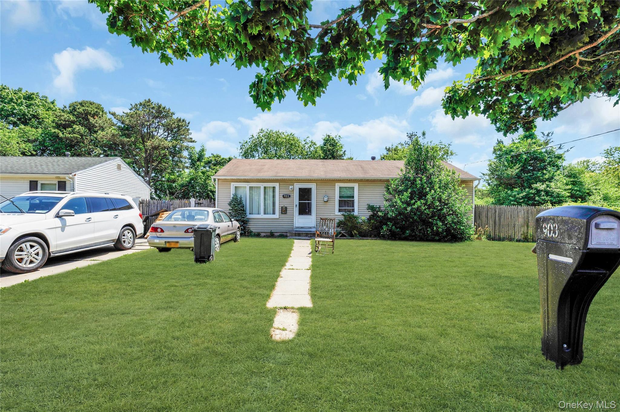 903 Provost Avenue – For Sale