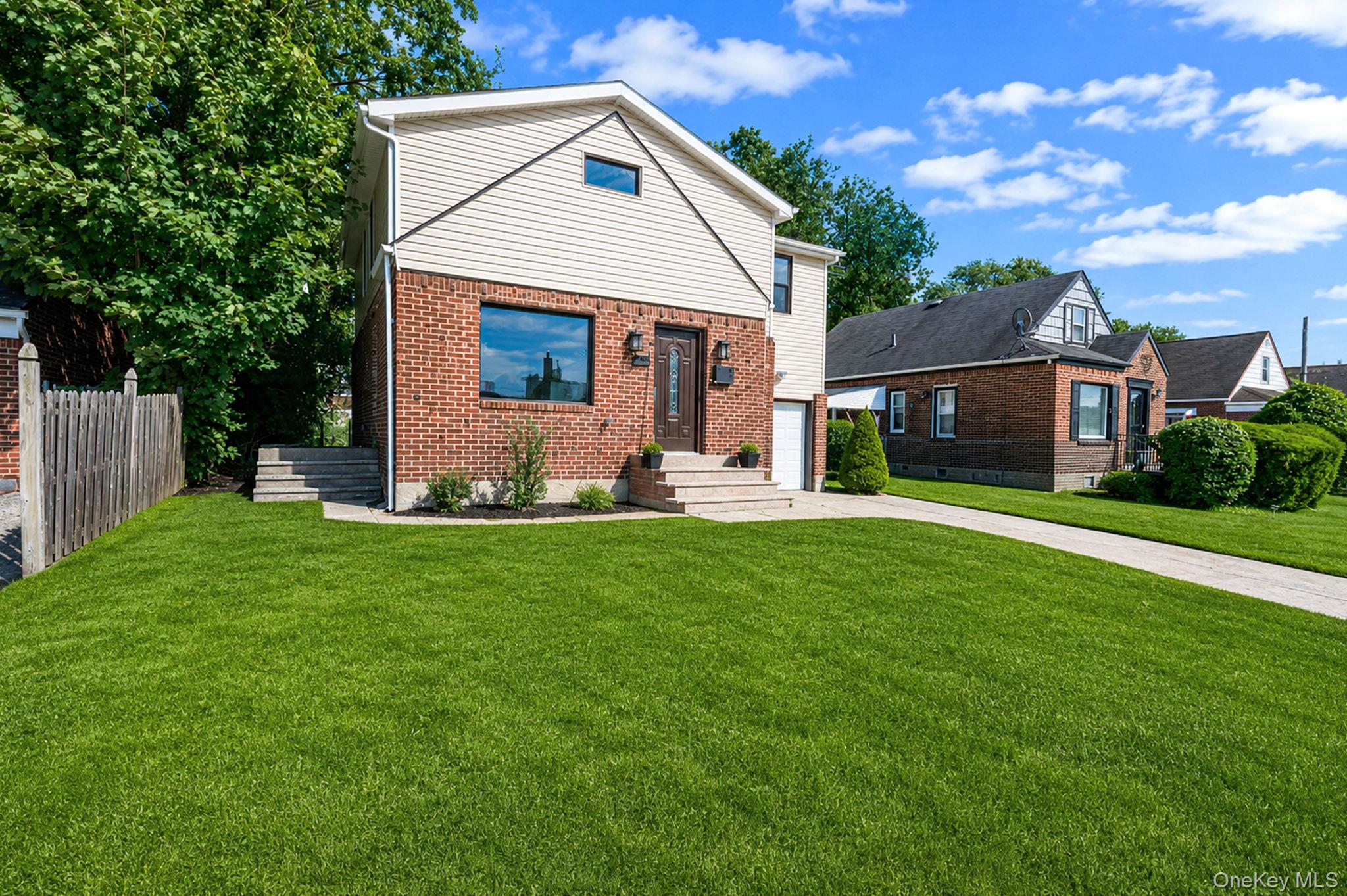 41 Kingston Street – For Sale photo 2