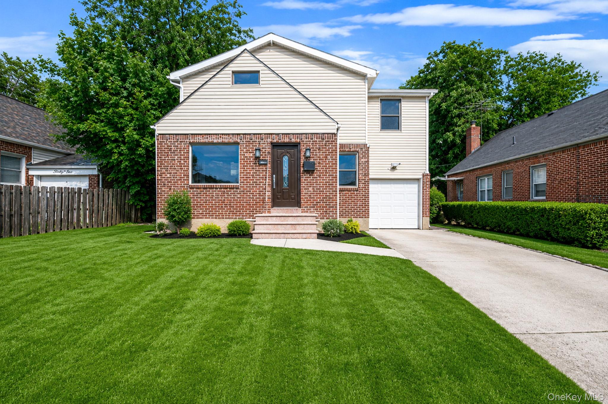 41 Kingston Street – For Sale