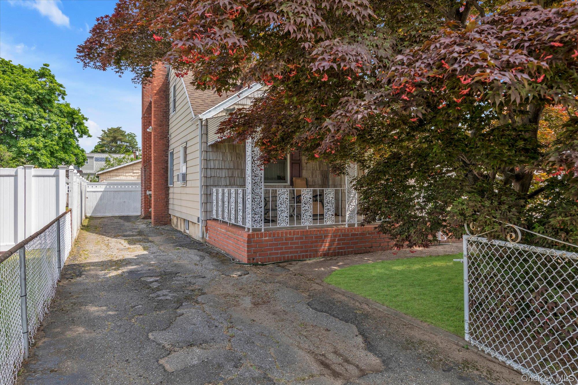 20 Francine Drive N – For Sale photo 15