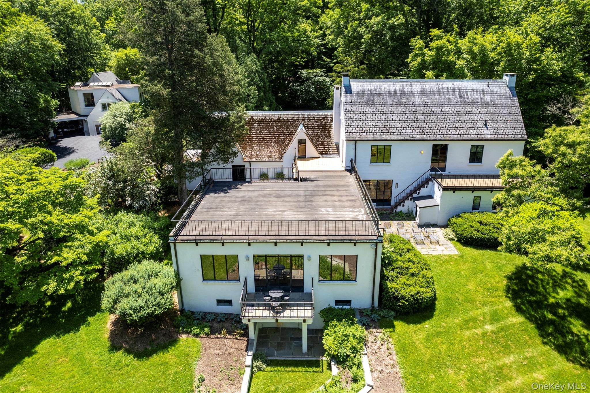 164 S Mountain Road – For Sale photo 2