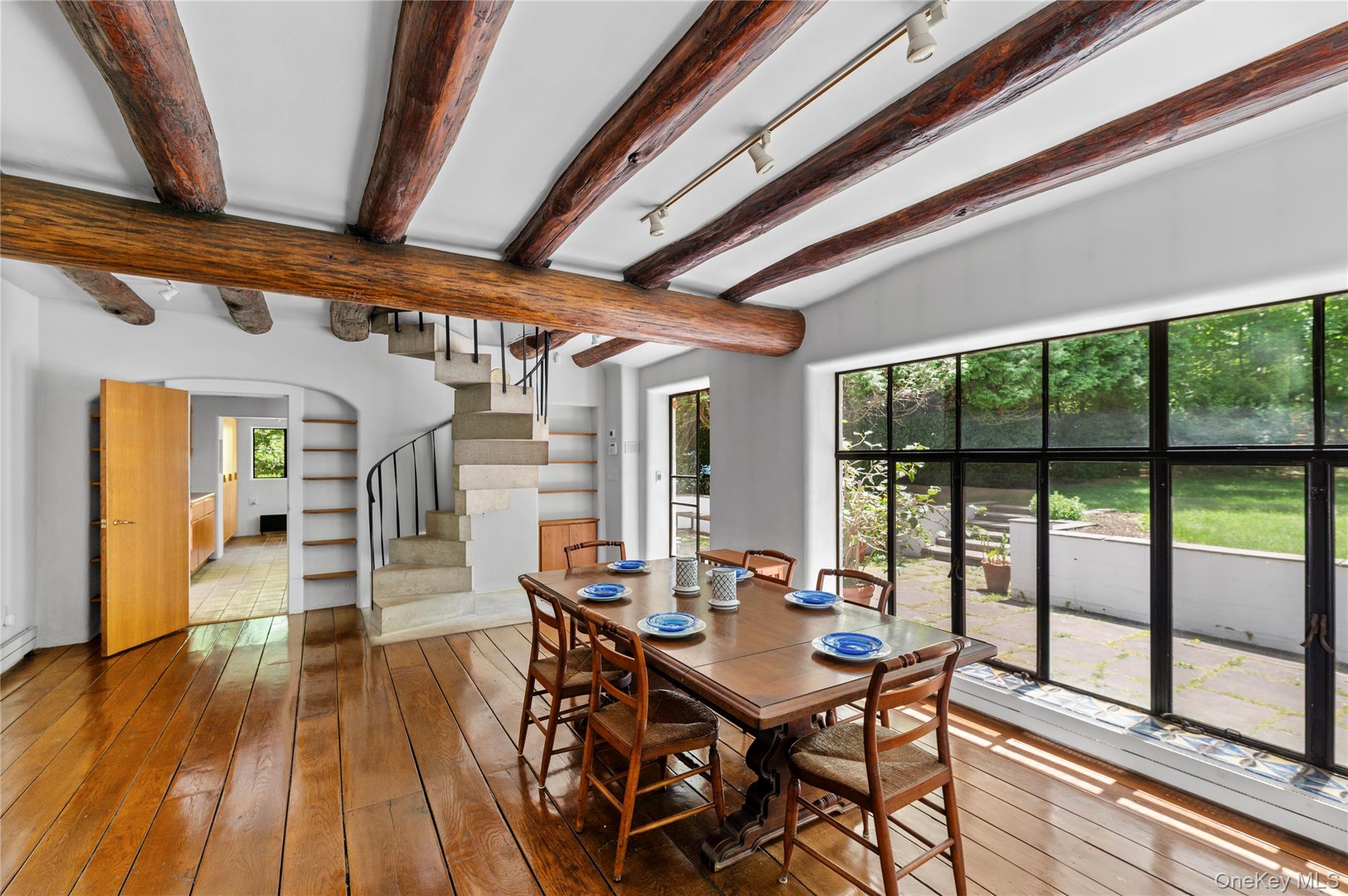 164 S Mountain Road – For Sale photo 17