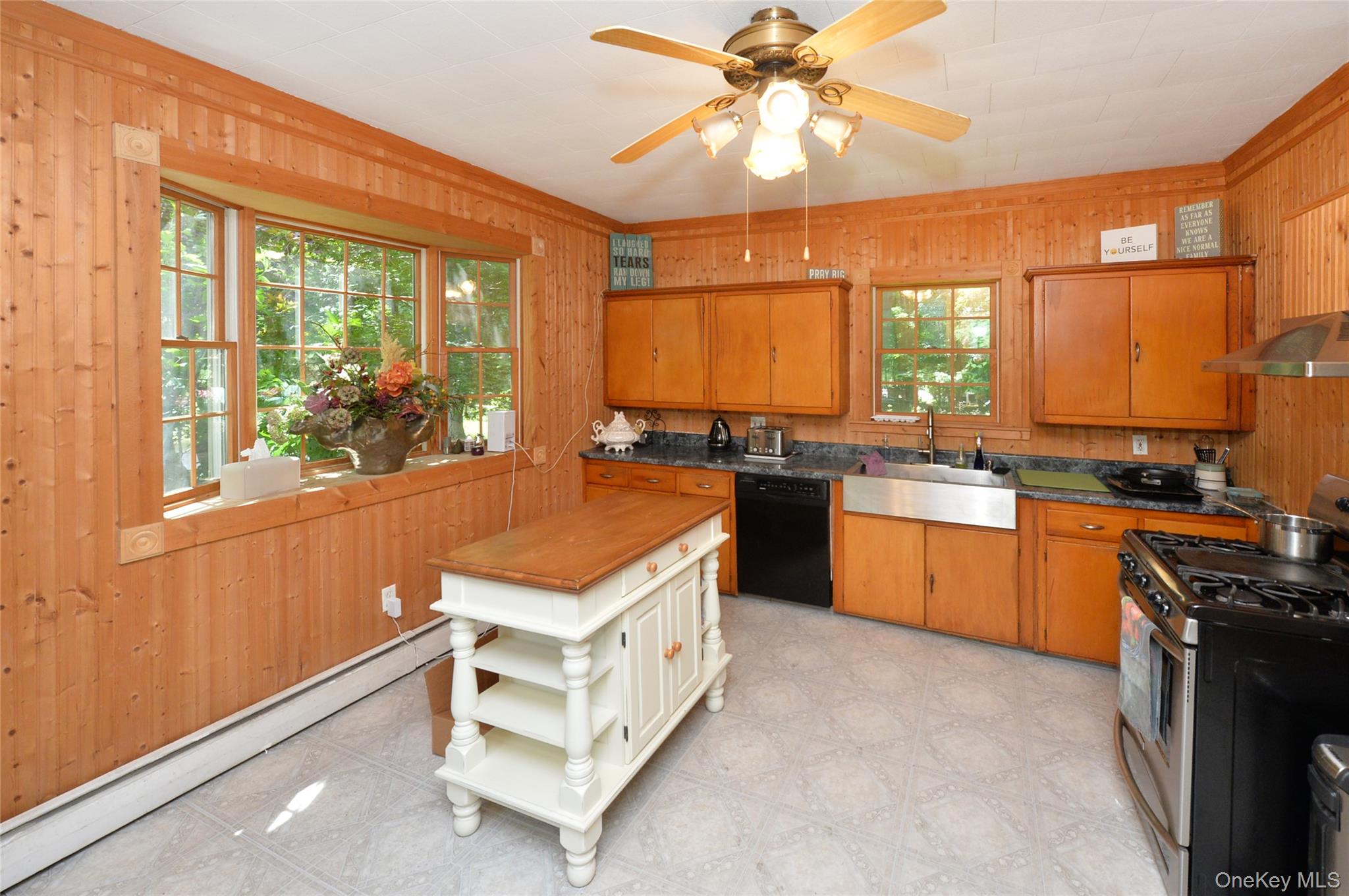 28 Montebello Road – For Sale photo 8