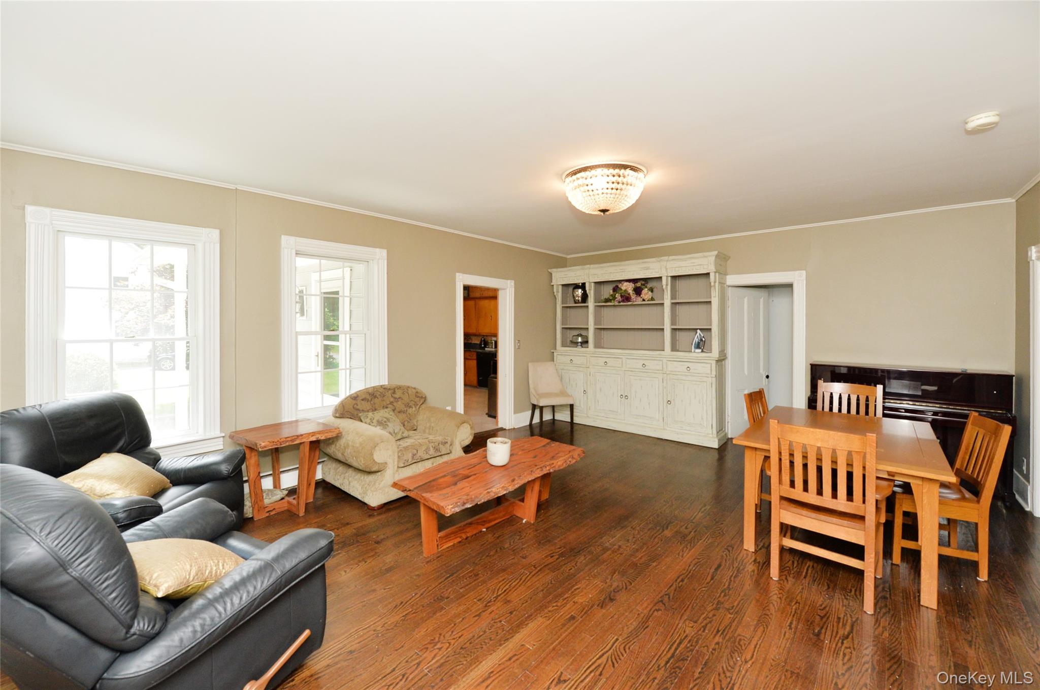 28 Montebello Road – For Sale photo 12