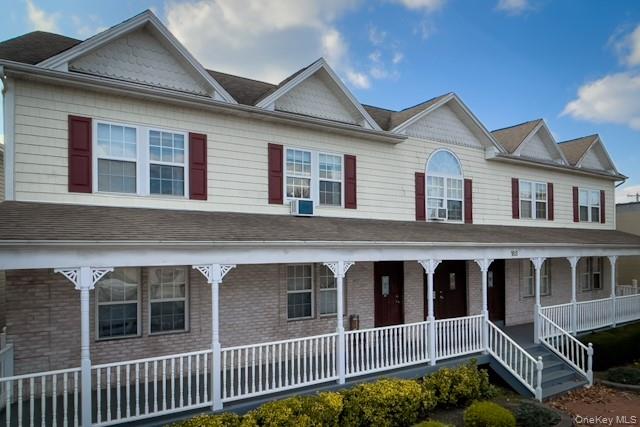 183 N Wellwood Avenue, Unit 8