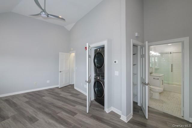 183 N Wellwood Avenue, Unit 8 photo 6