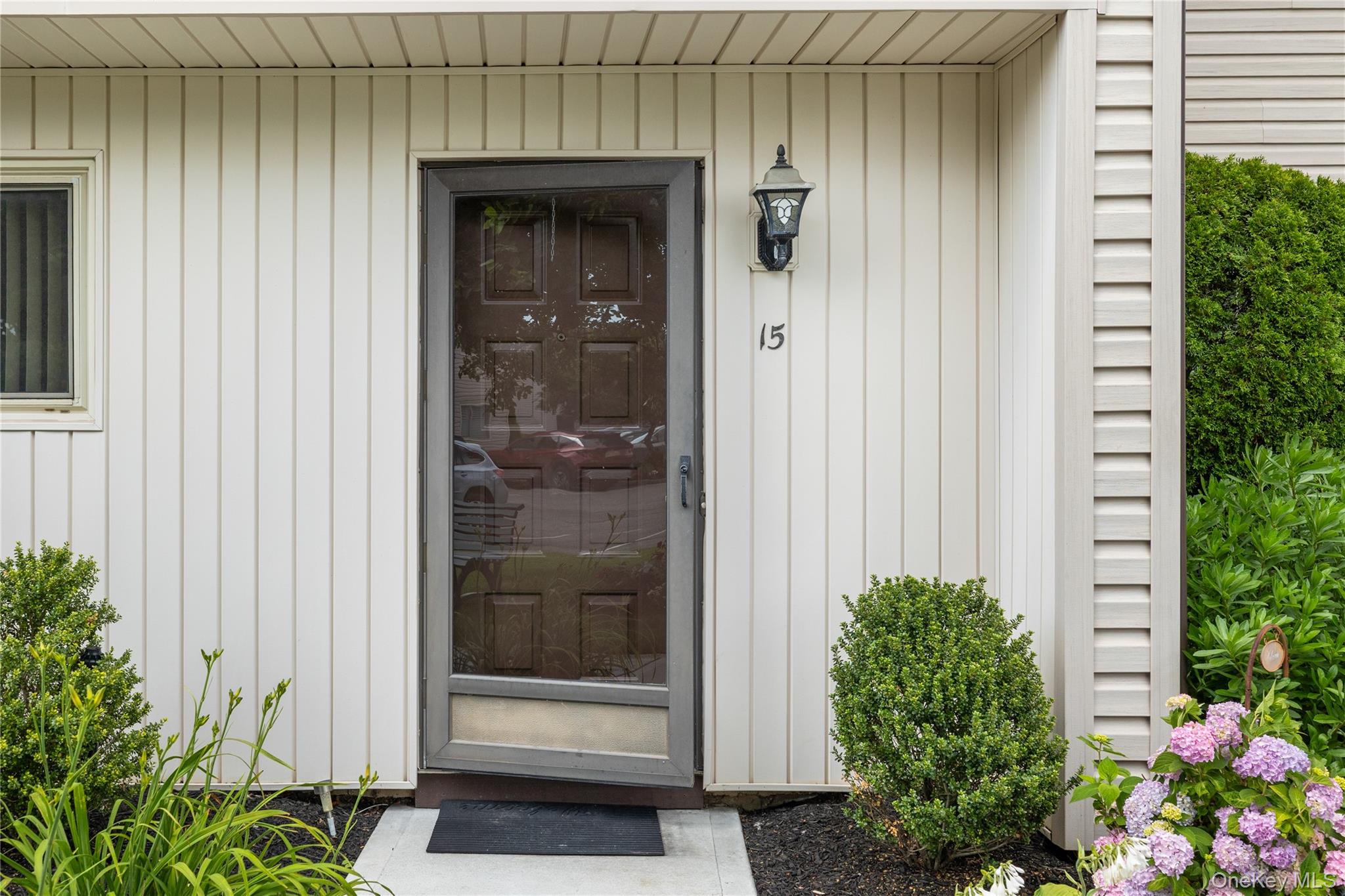 650 Newbridge Road, Unit 15