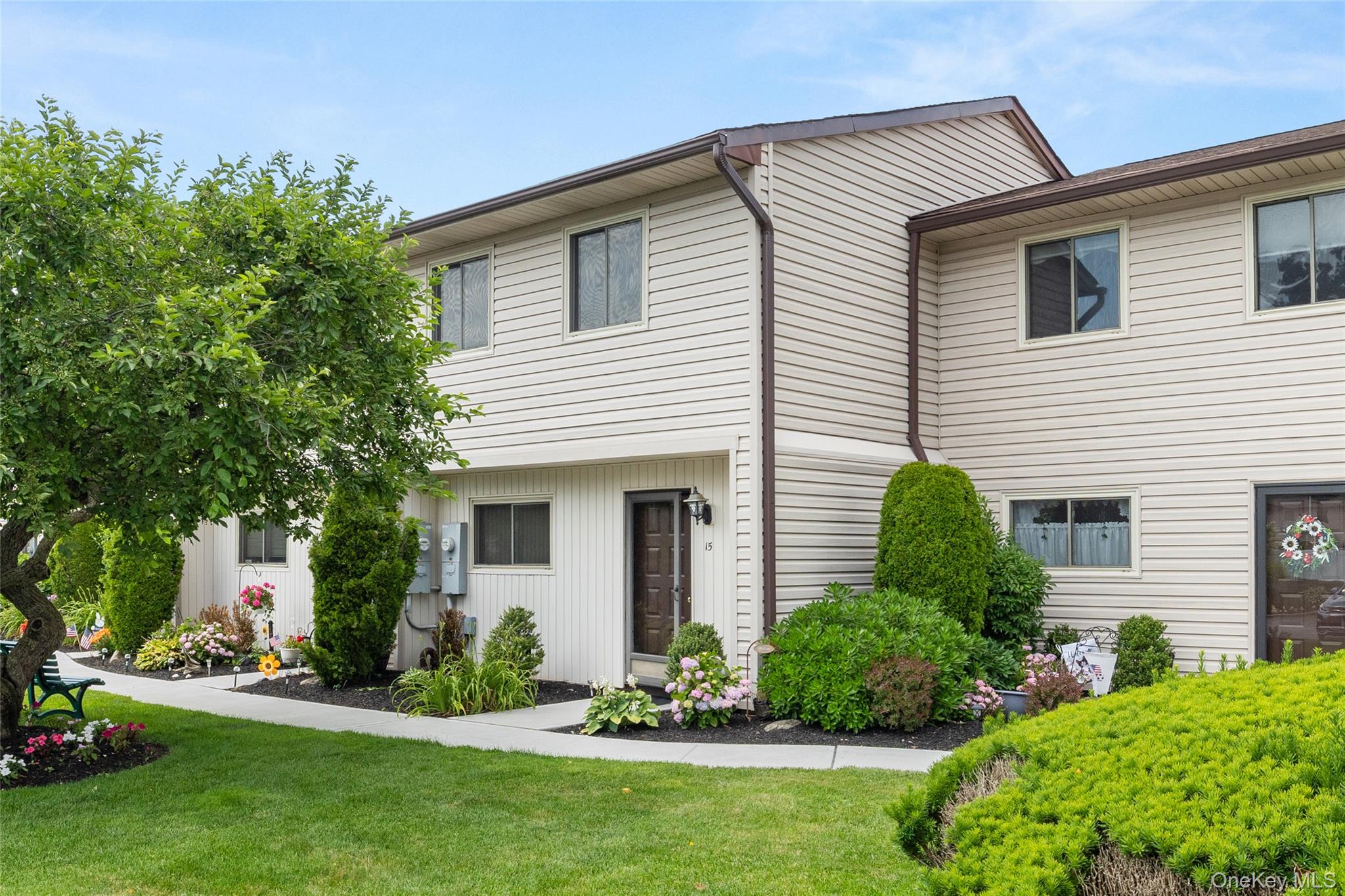 650 Newbridge Road, Unit 15 photo 2