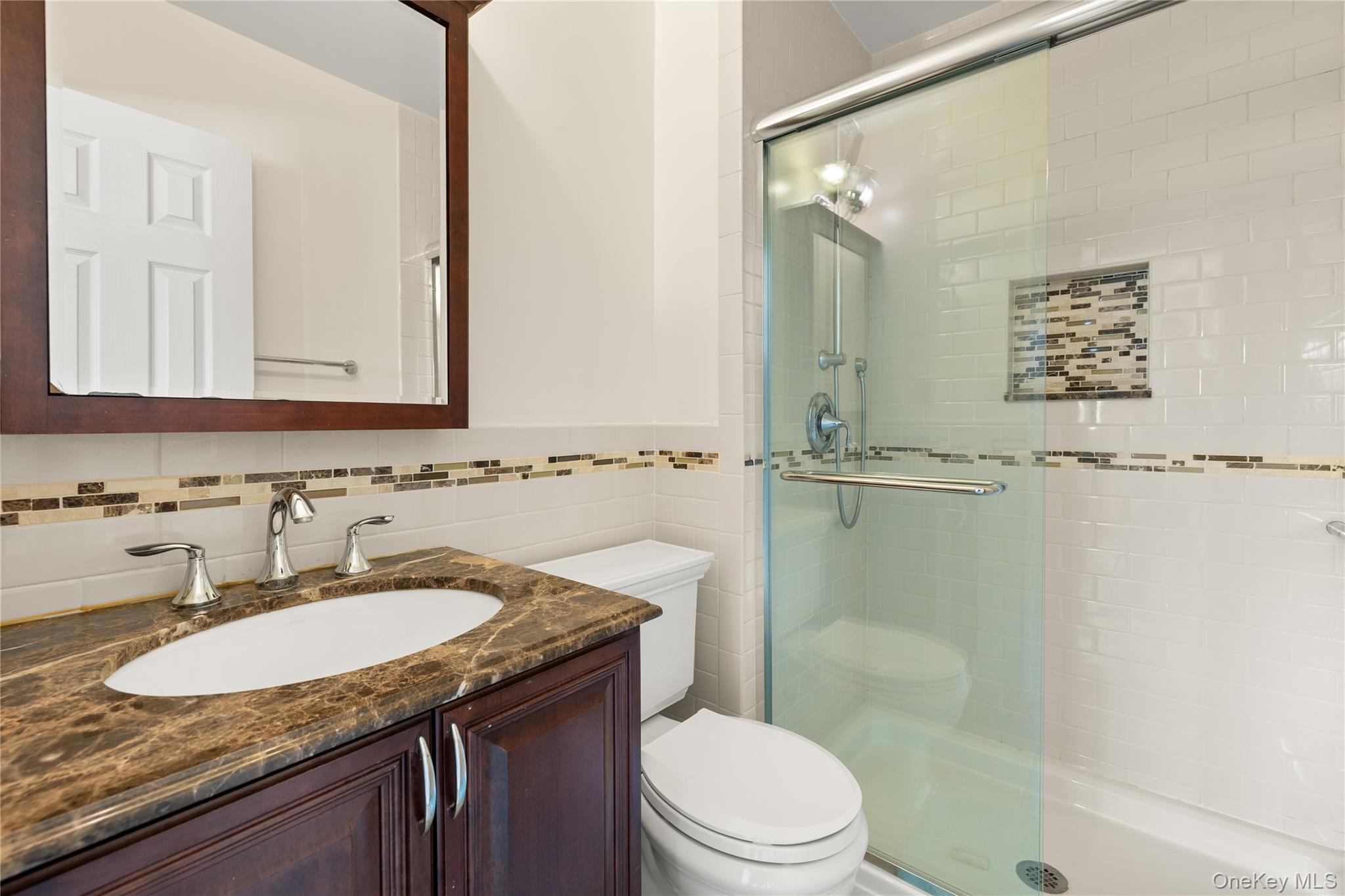 650 Newbridge Road, Unit 15 photo 14
