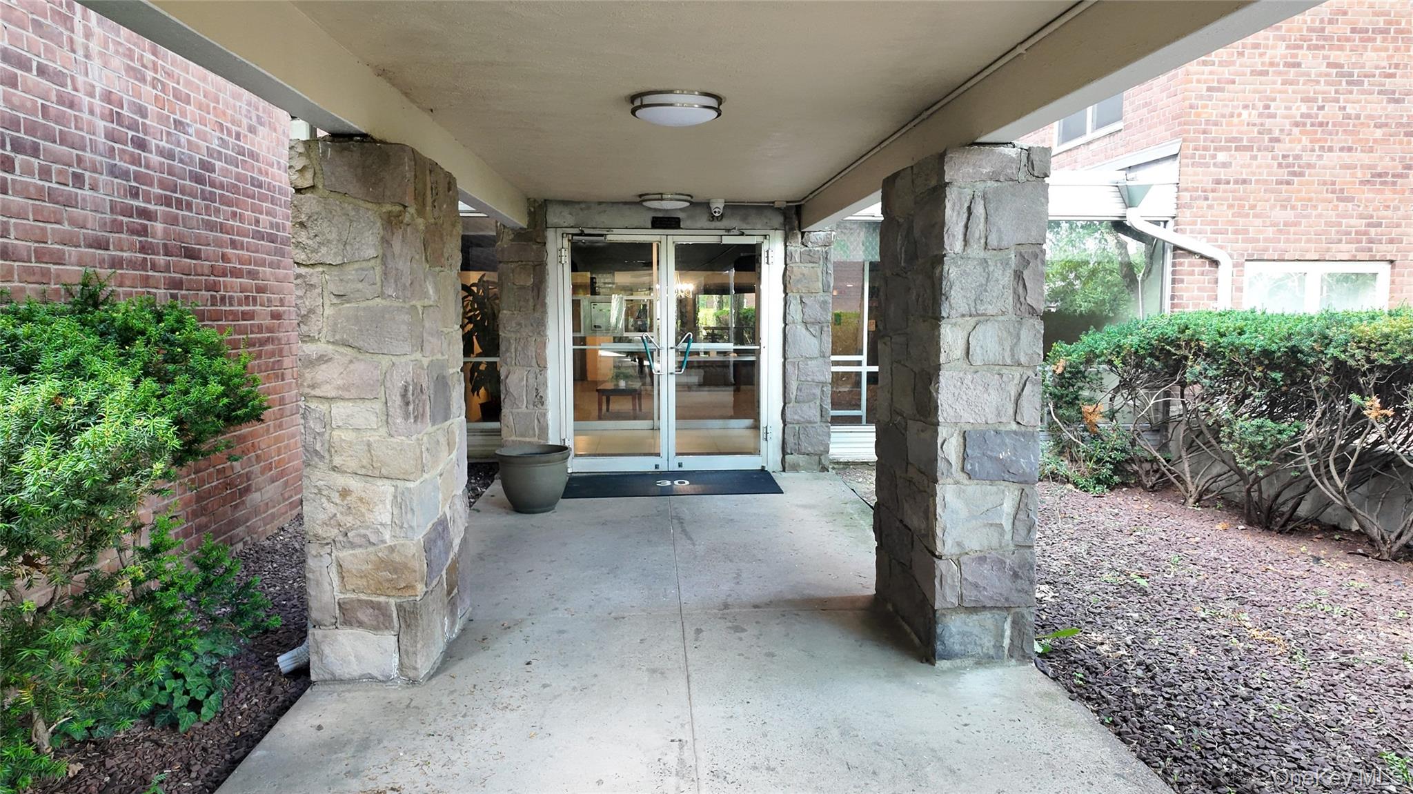 30 South Cole Avenue, Unit 5E photo 2