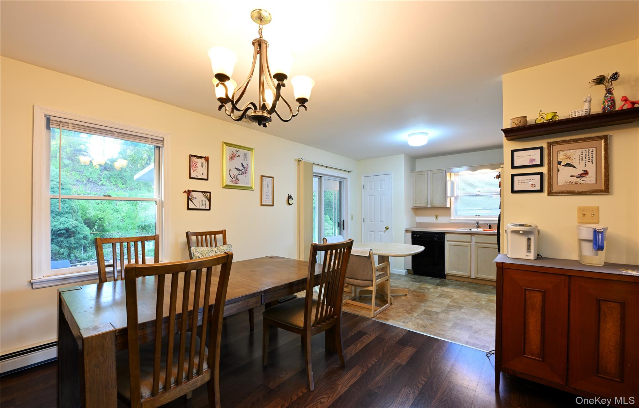 12 Walnut Lane – For Sale photo 6