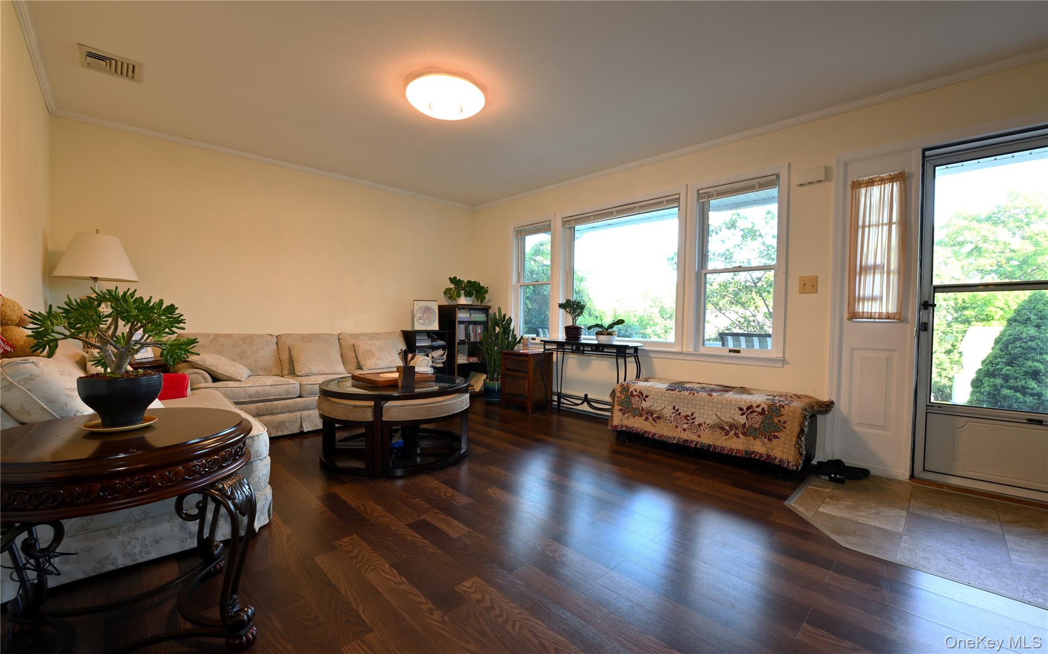12 Walnut Lane – For Sale photo 5