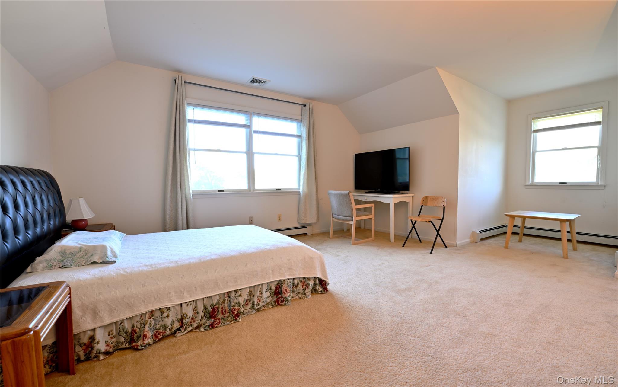 12 Walnut Lane – For Sale photo 15