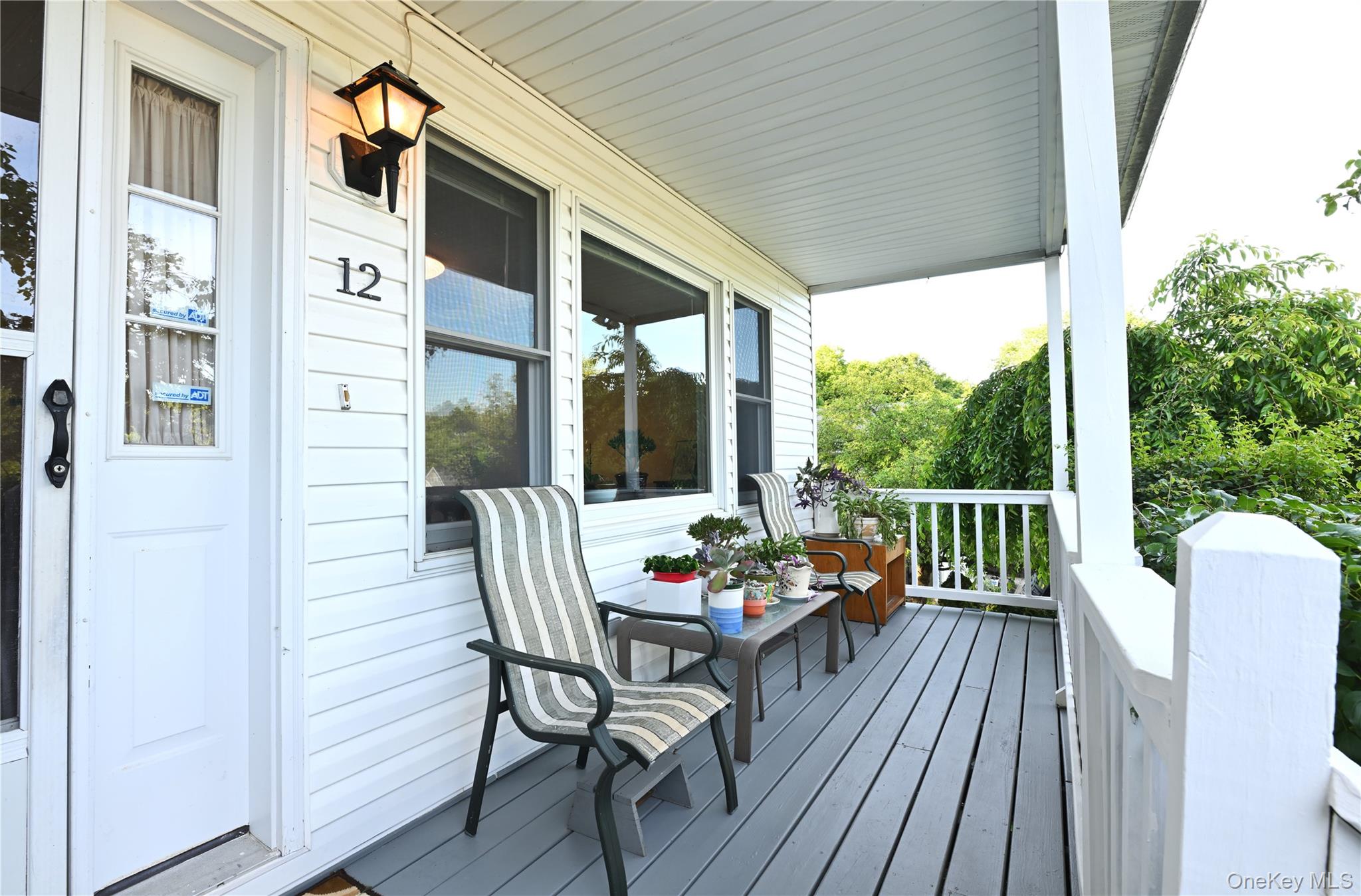 12 Walnut Lane – For Sale photo 3