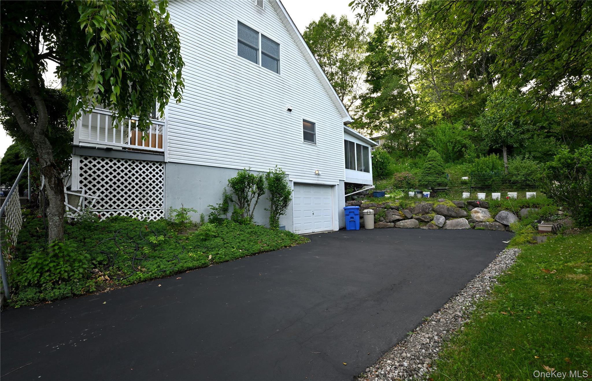 12 Walnut Lane – For Sale photo 18