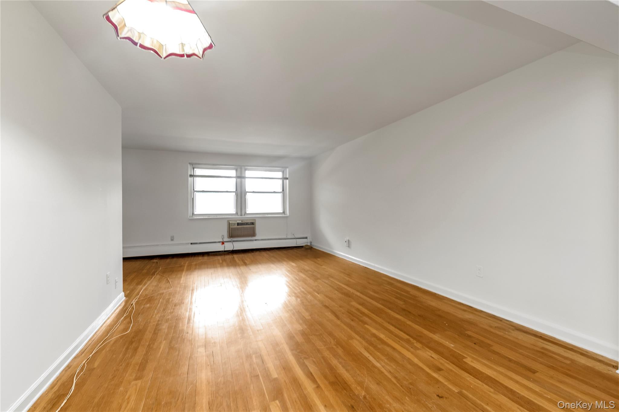 45 Hill Park Avenue, Unit 3D photo 5