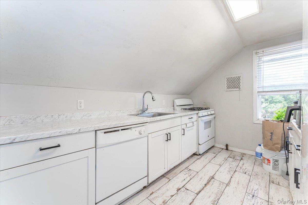 227 Rockaway Turnpike – For Sale photo 5