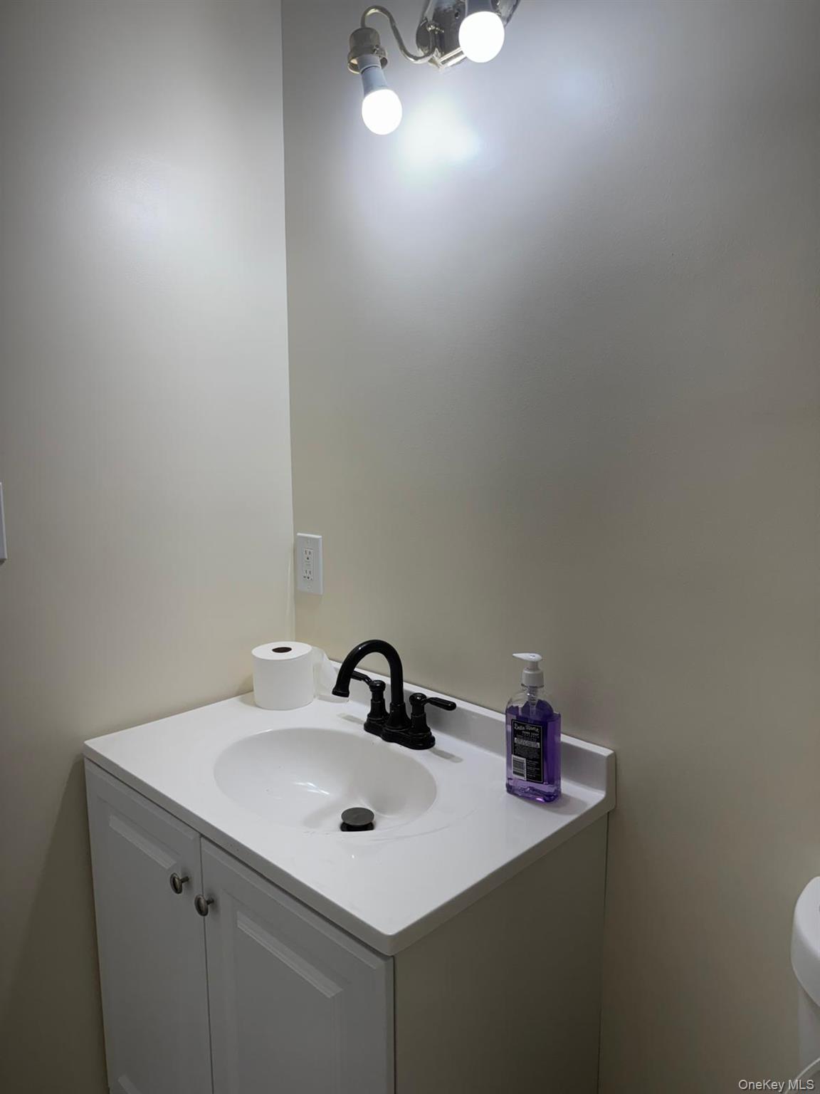 218 Bayview Drive – For Rent photo 9