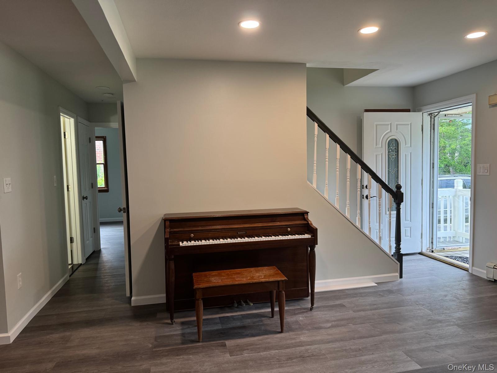 218 Bayview Drive – For Rent photo 4
