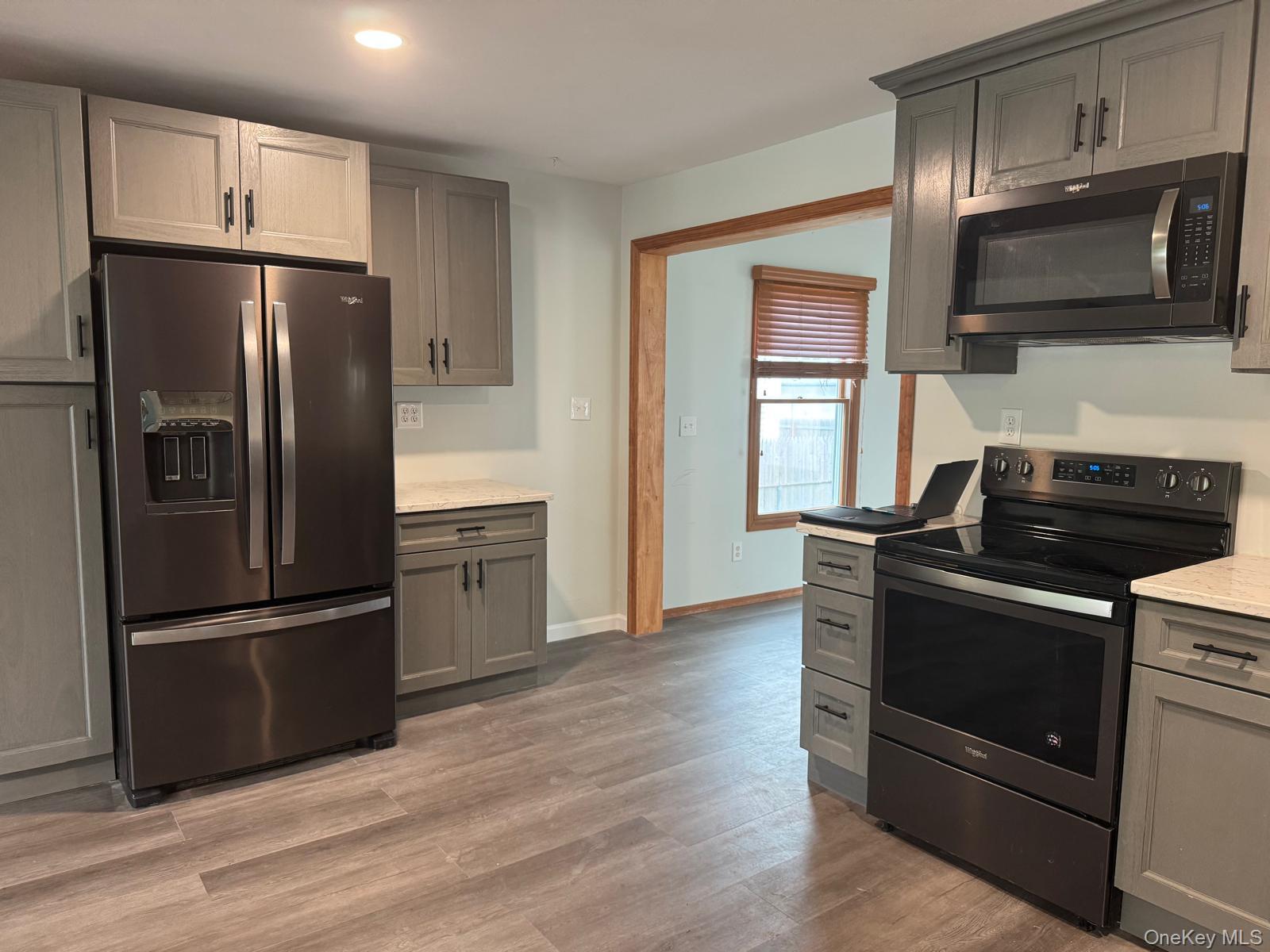 218 Bayview Drive – For Rent photo 2