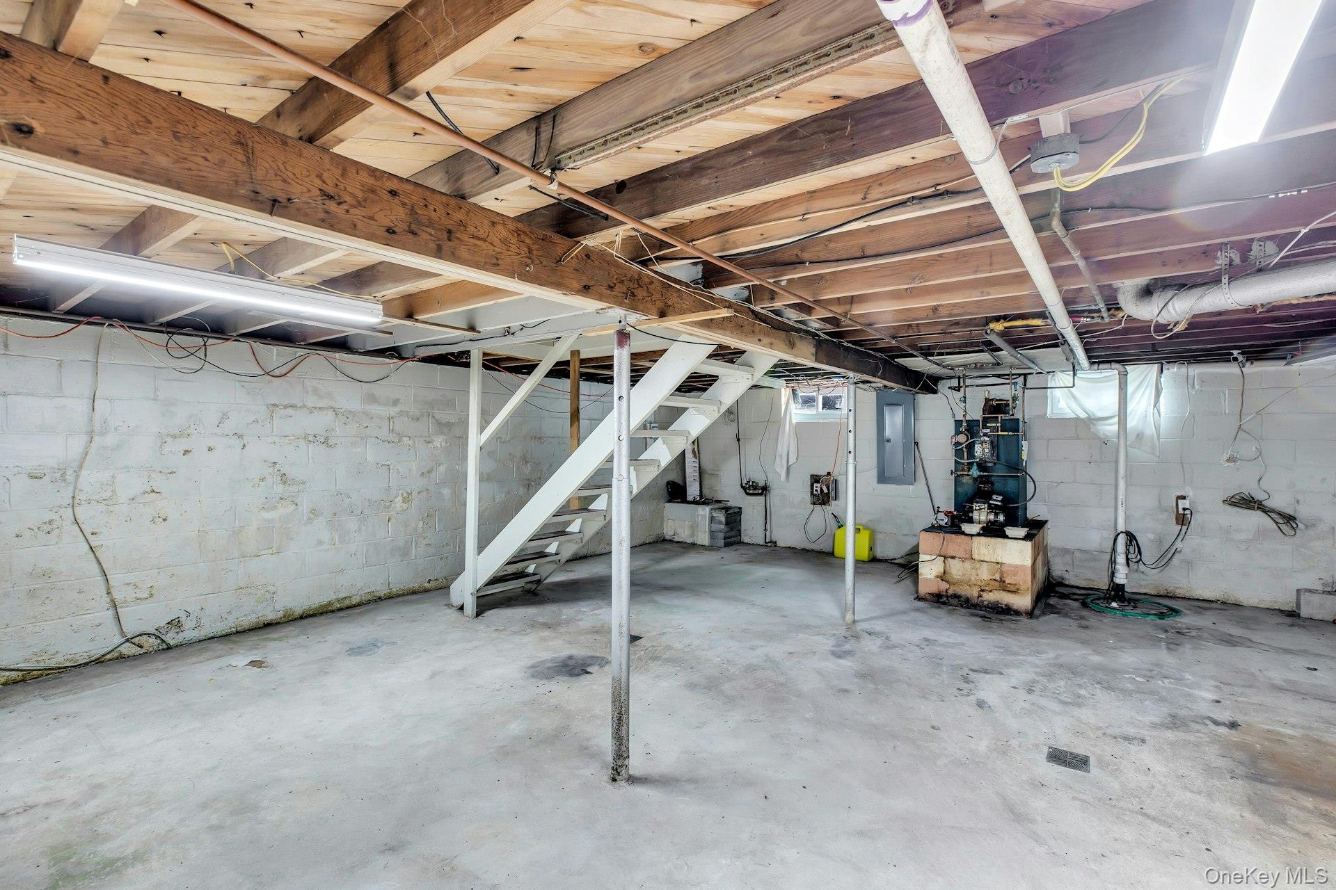 96 Washington Drive – For Sale photo 19