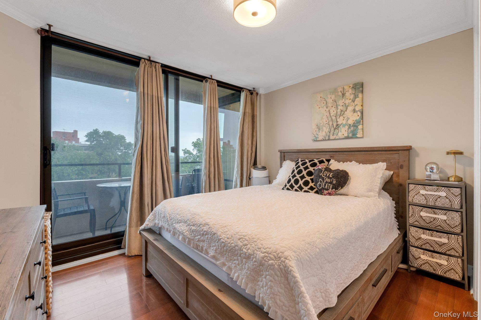 10-24 166 St. Street, Unit 7C photo 6