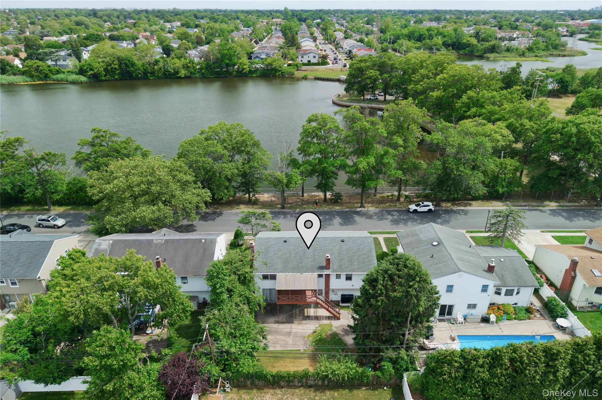 726 University Street – For Sale photo 15