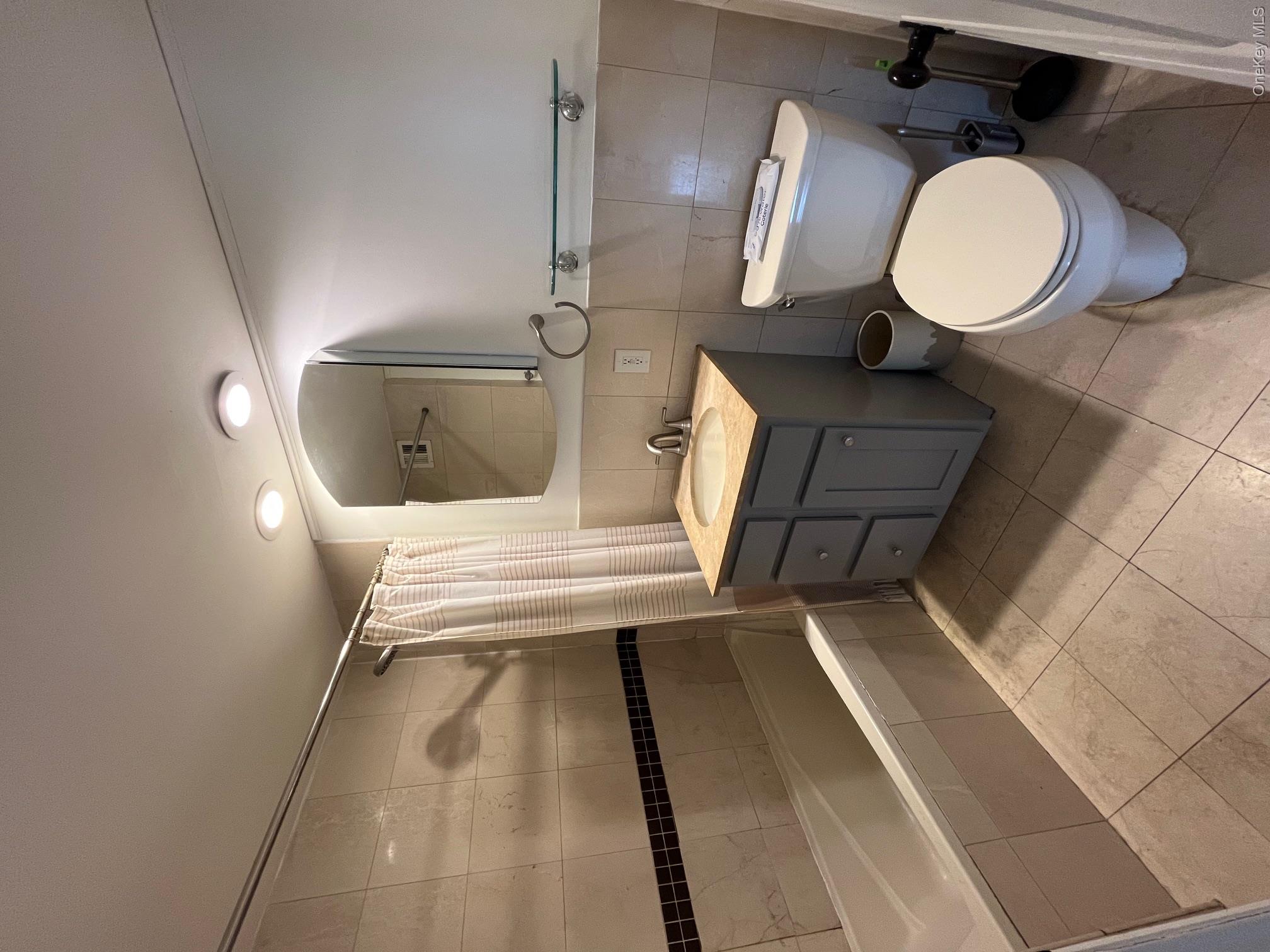 143-41 84th Drive, Unit 6E photo 6