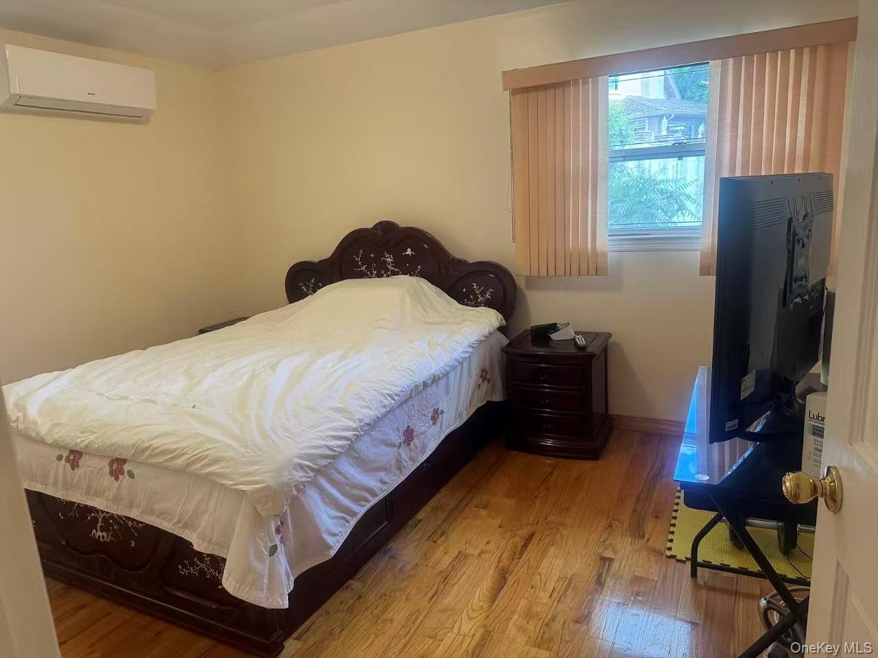 250-56 39th Road – For Sale photo 8