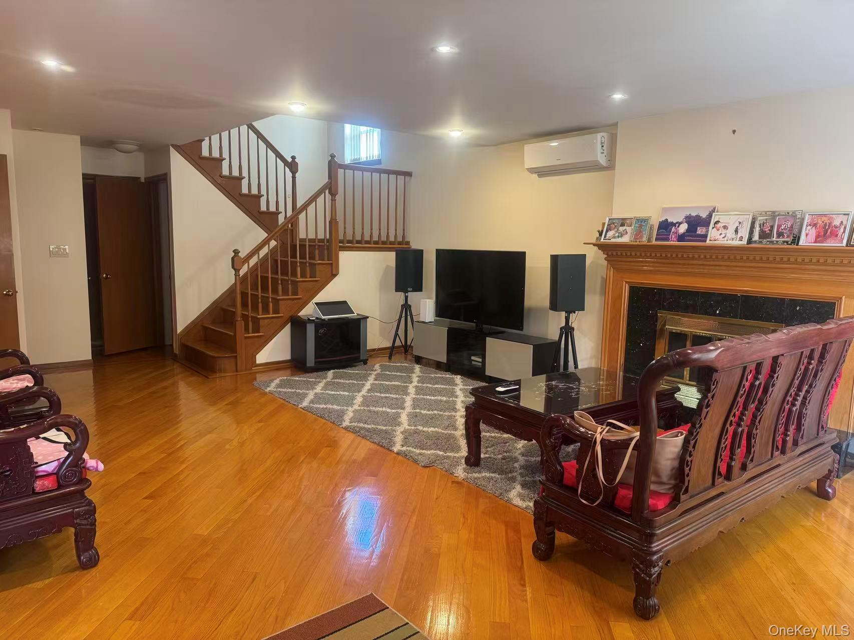 250-56 39th Road – For Sale photo 3