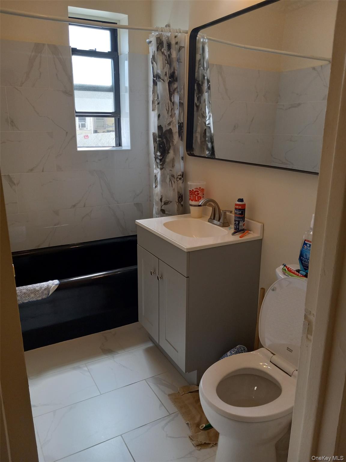 475 Bronx River Road, Unit 1B photo 5