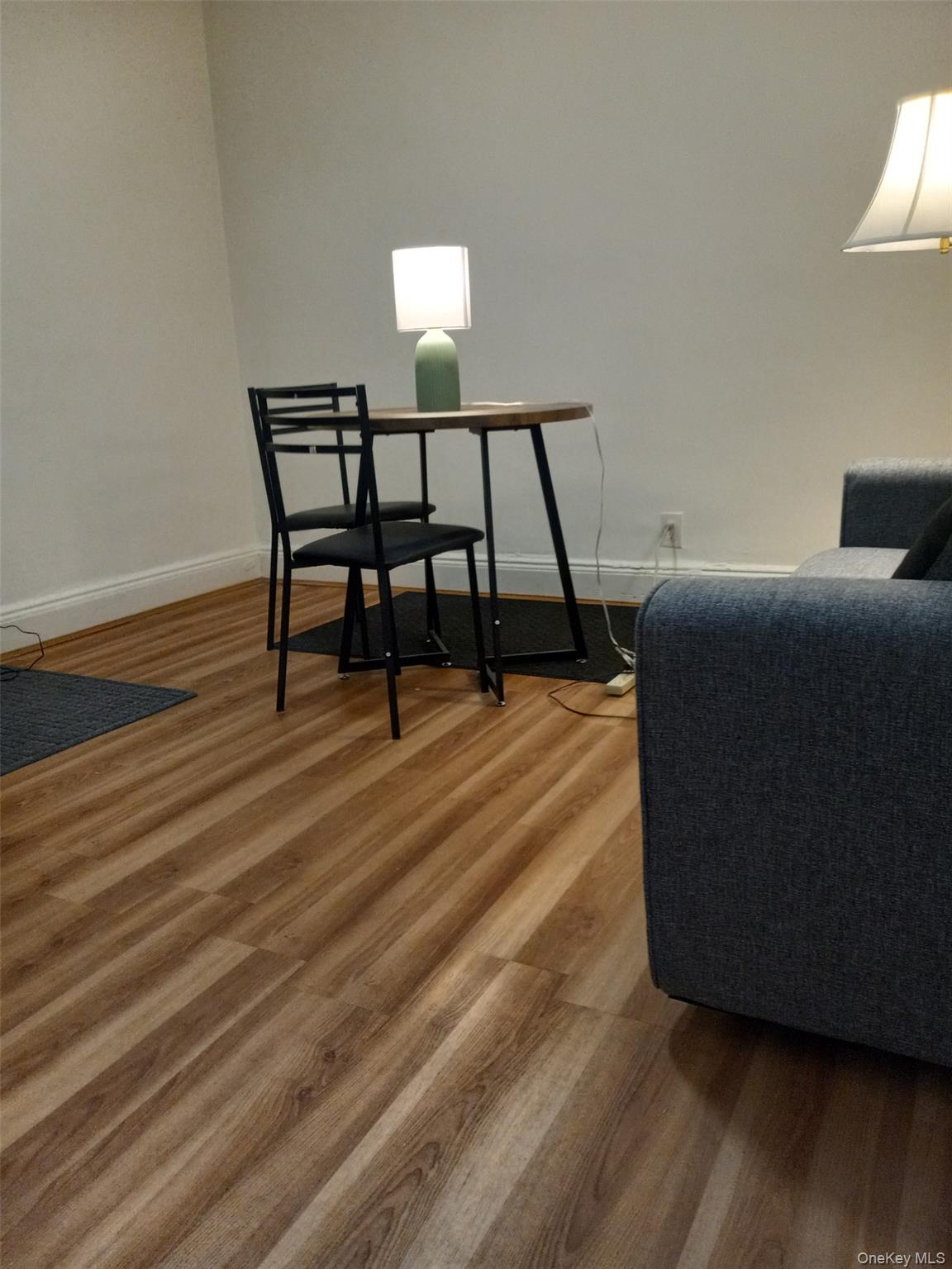 475 Bronx River Road, Unit 1B