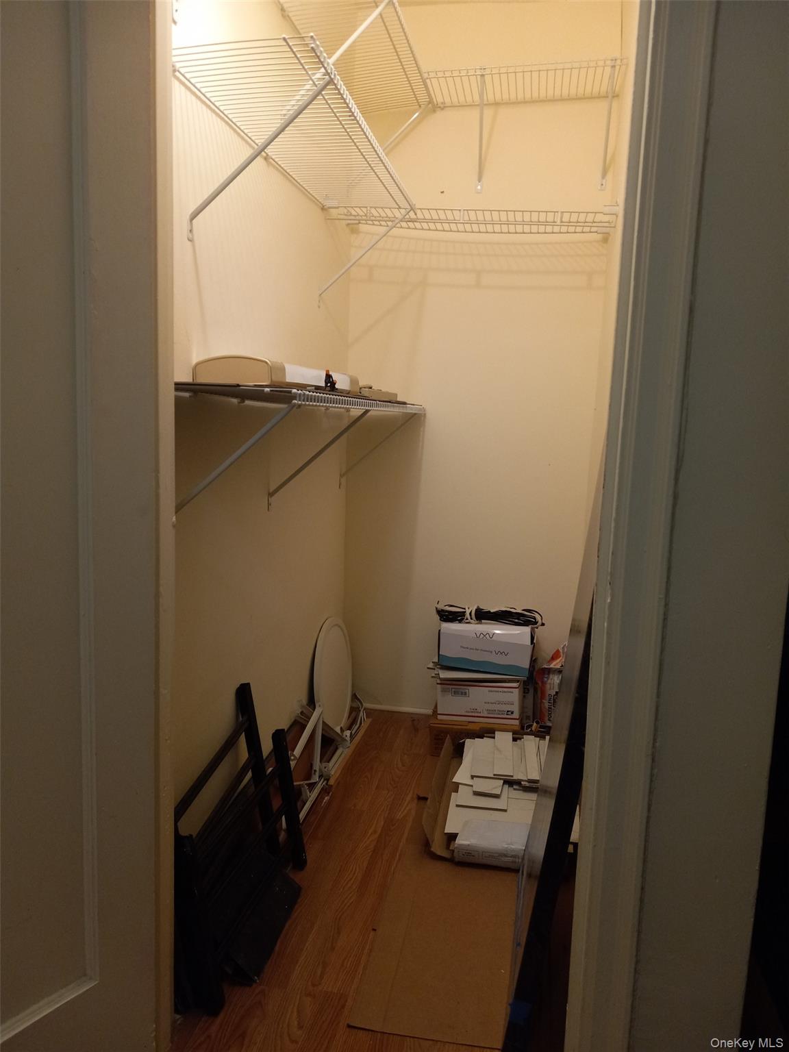475 Bronx River Road, Unit 1B photo 8