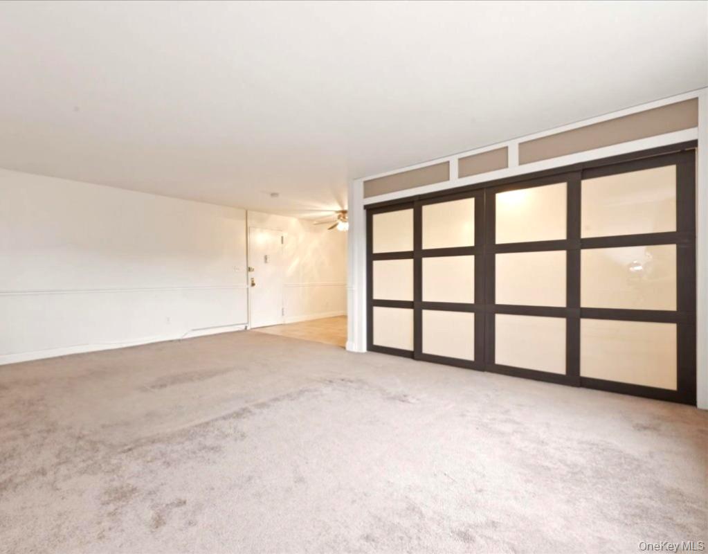 101 Lincoln Avenue, Unit 4K photo 5