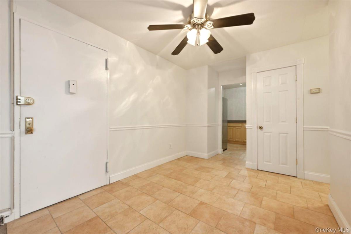 101 Lincoln Avenue, Unit 4K photo 4