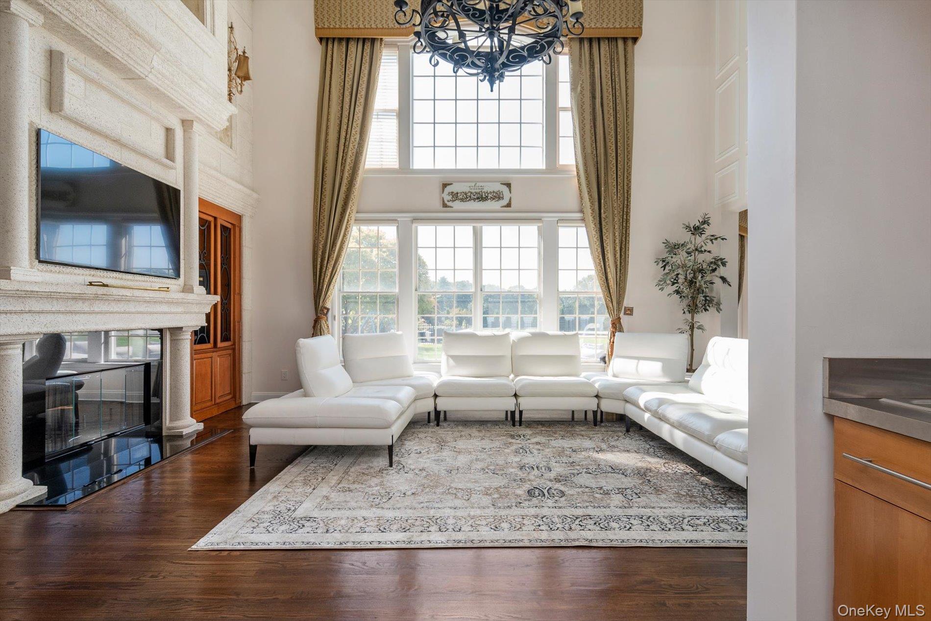 26 Legends Circle – For Sale photo 9