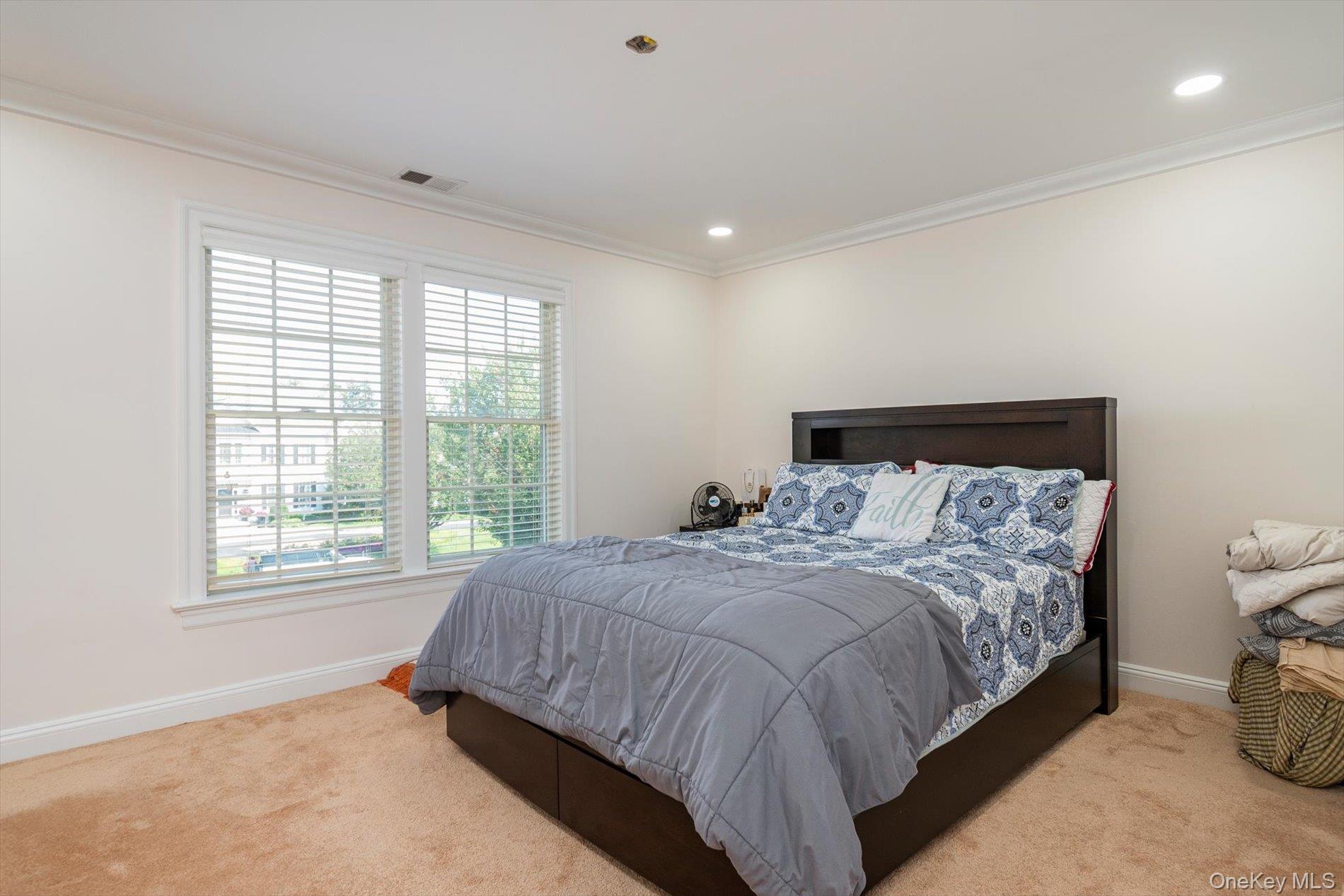 26 Legends Circle – For Sale photo 16