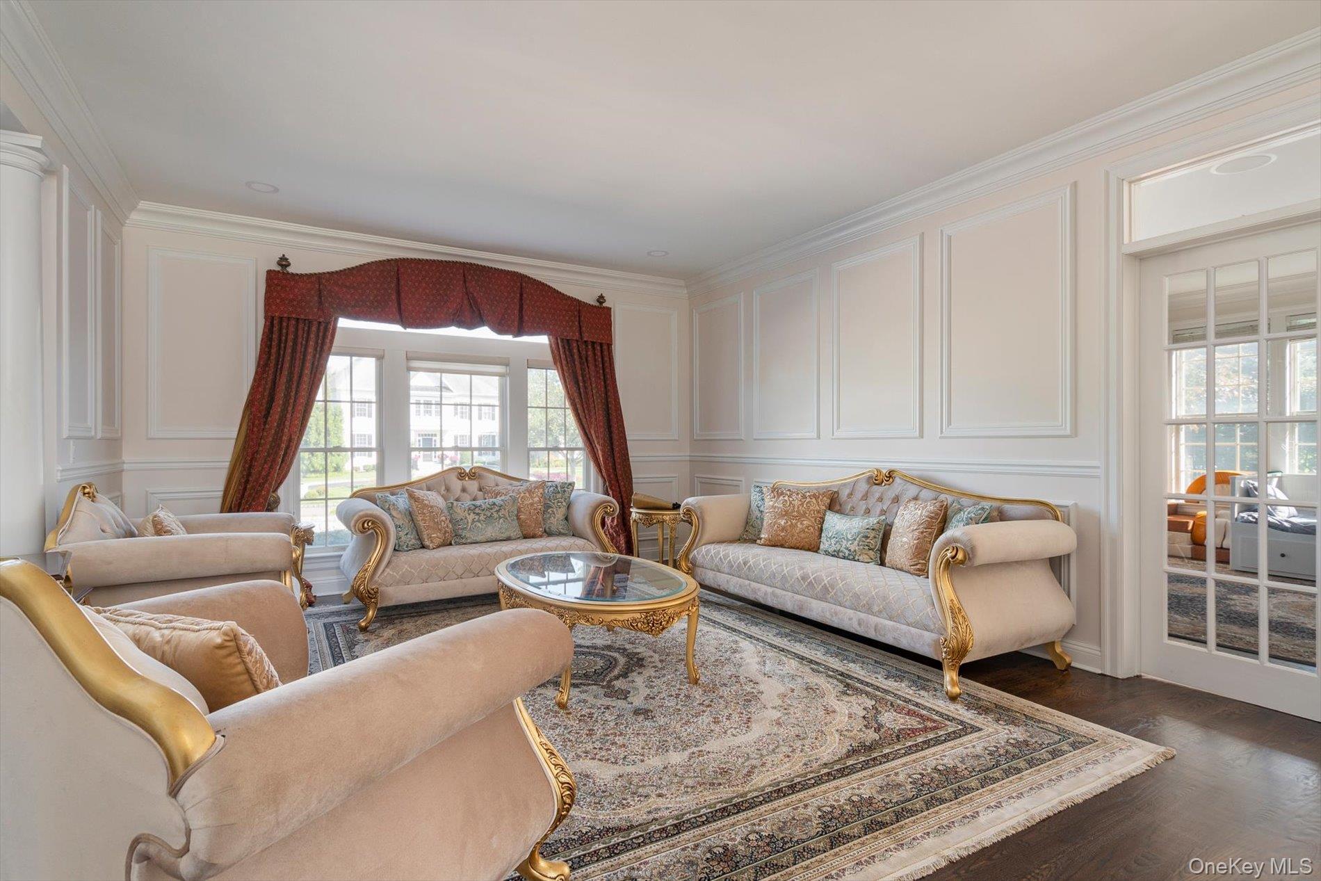 26 Legends Circle – For Sale photo 6