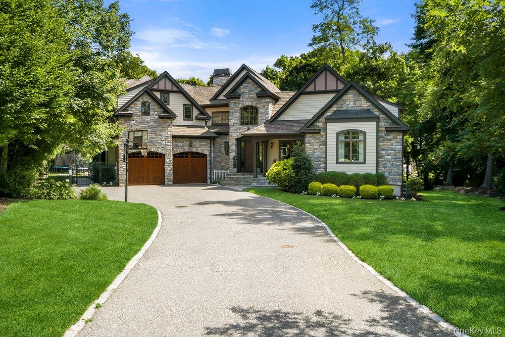5 Buckingham Court – For Sale