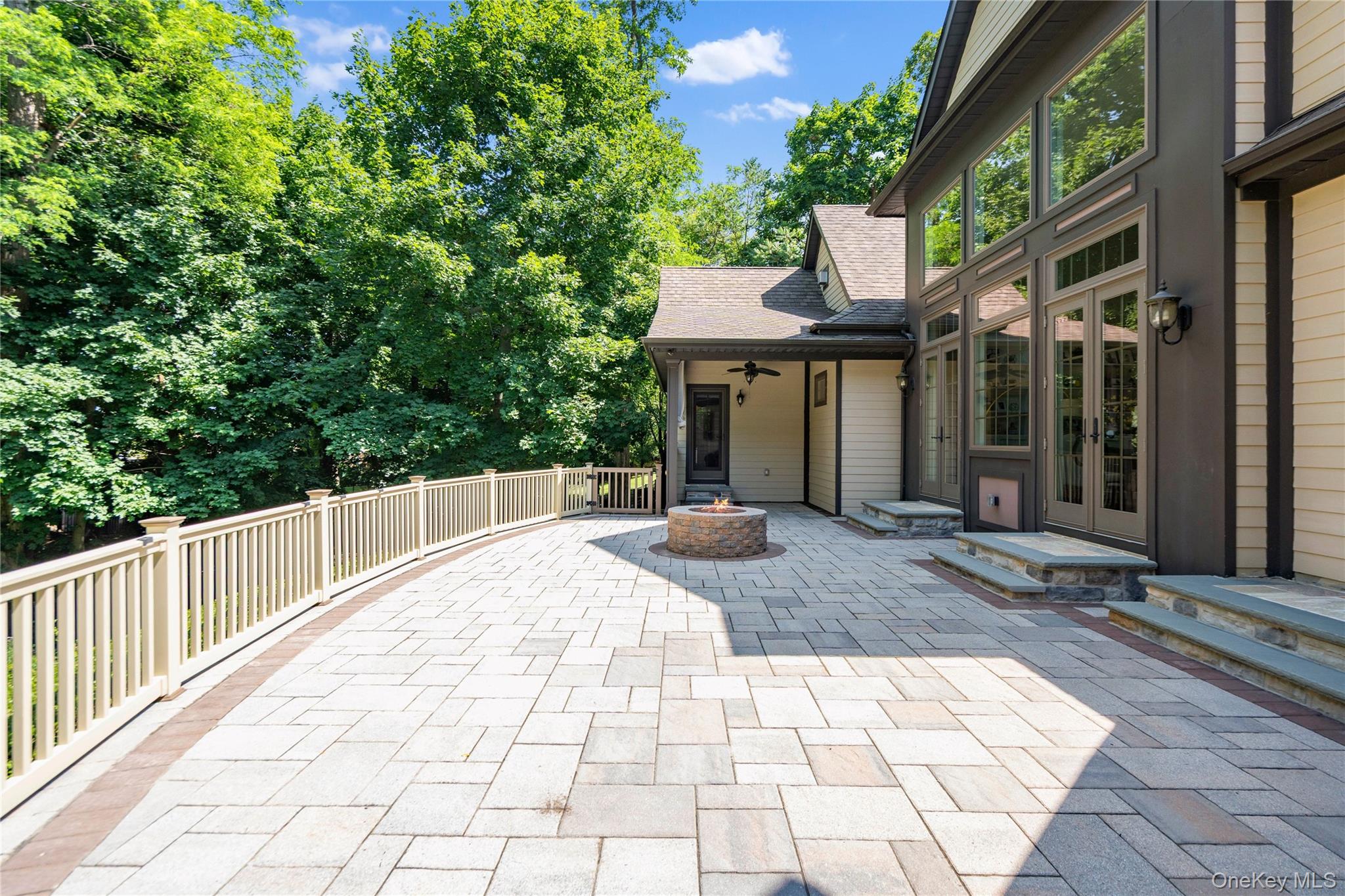 5 Buckingham Court – For Sale photo 36