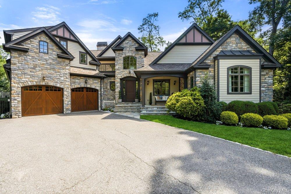 5 Buckingham Court – For Sale photo 2