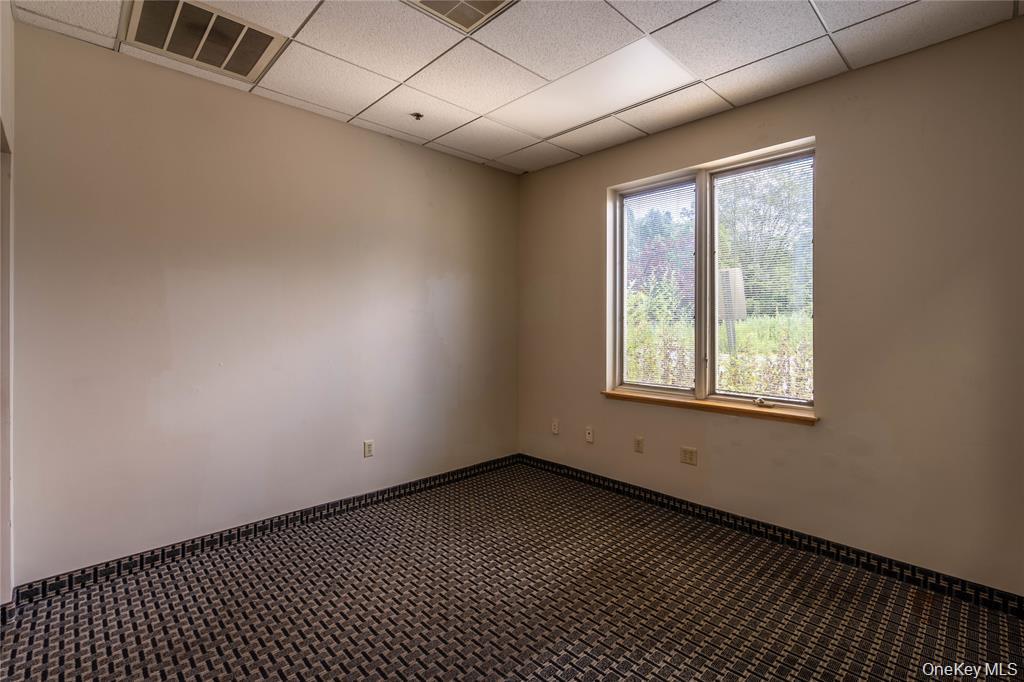 320 State Route 17M – For Rent photo 10