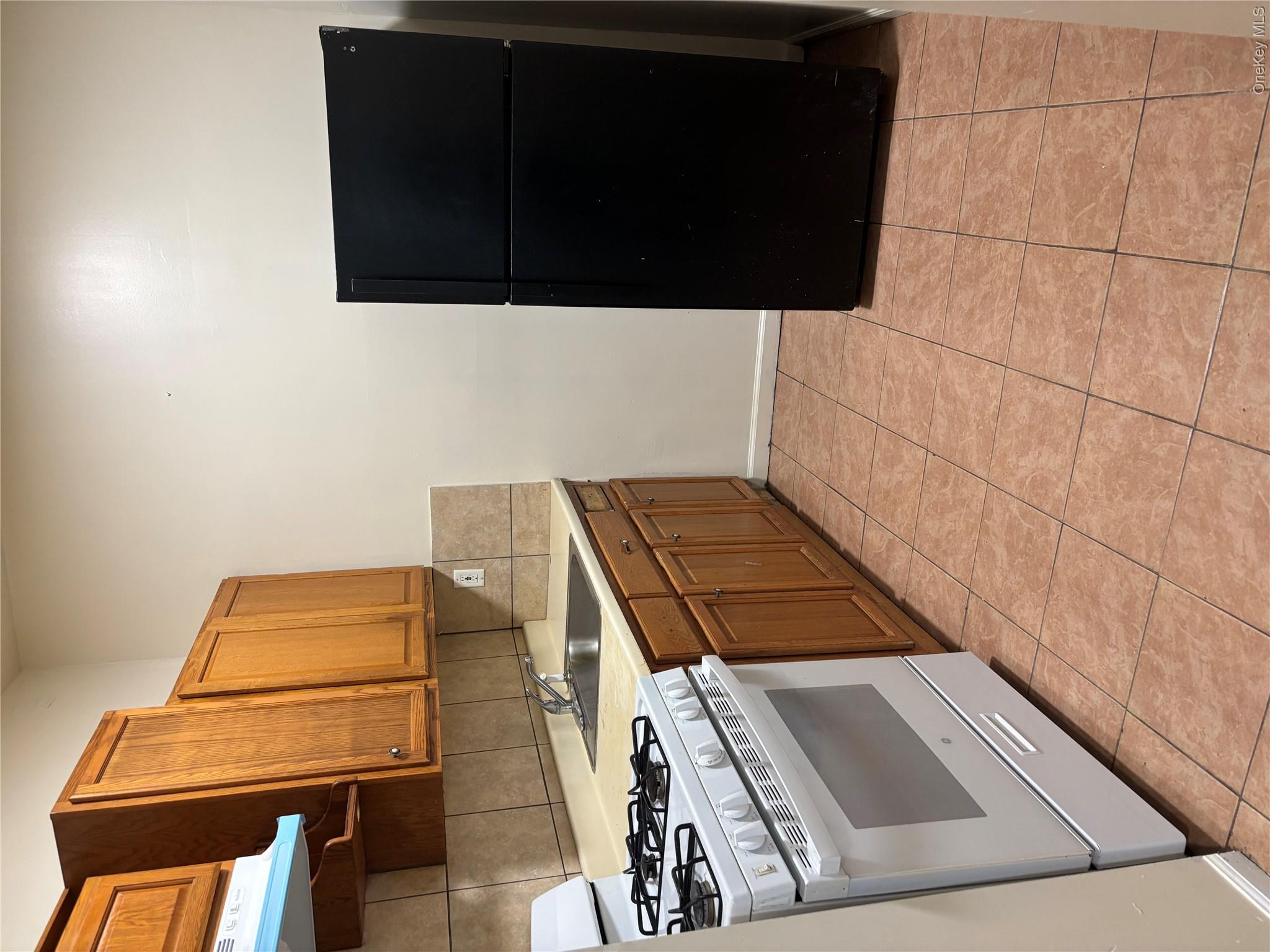 204 South Street – For Rent photo 4